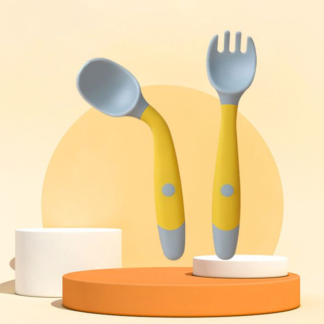 Silicone Spoon For Baby Utensils Set Auxiliary Food Toddler Learn To Eat Training Bendable Soft Fork Infant Tableware &E-989