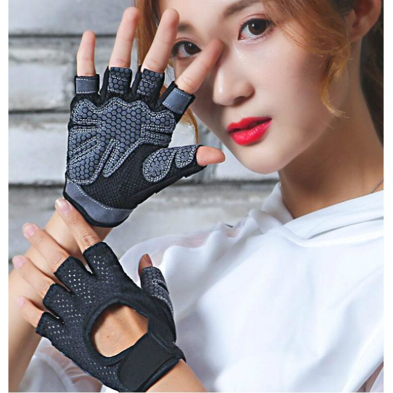 Fitness sports half finger gloves gym super breathable elastic polyester gloves men and women models shockproof riding gloves O-4--1