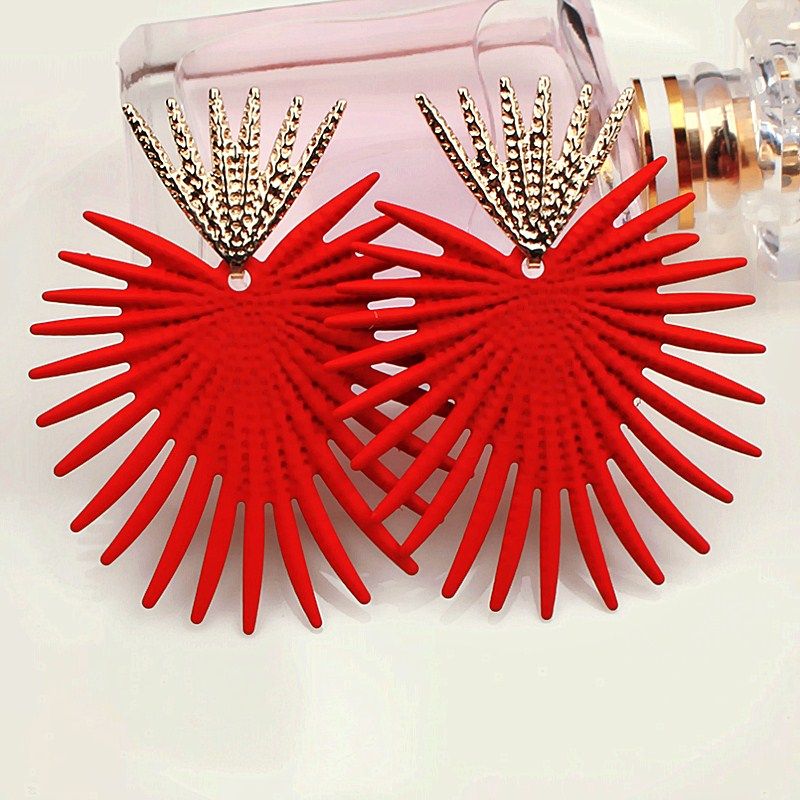 Women's Temperament Domineering Fan-shaped Stud Earrings A-1003