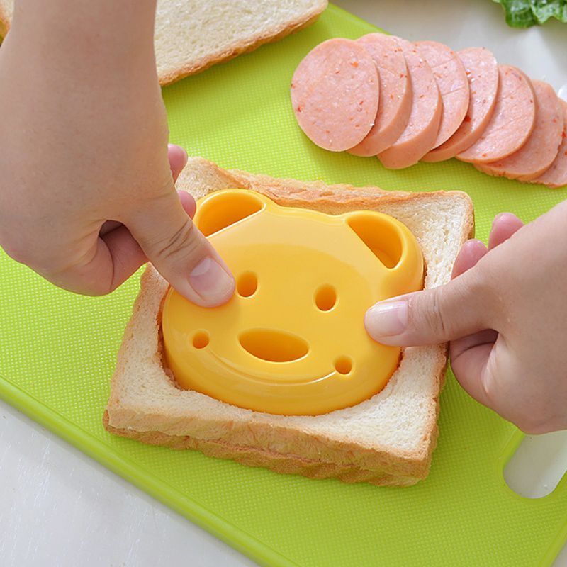 Teddy Bear Sandwich Mold Toast Bread Making Cutter Mould Cute Baking Pastry Tools Children Interesting Food Kitchen Accessories C-324