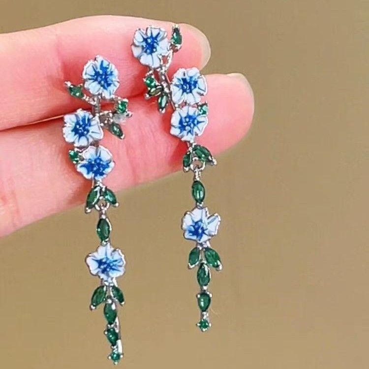 Women Flower Leaves Long Drop Earrings Silver Color Blue White Epoxy Green Crystal Stones Luxury Earrings For Girls Jewelry A-2124