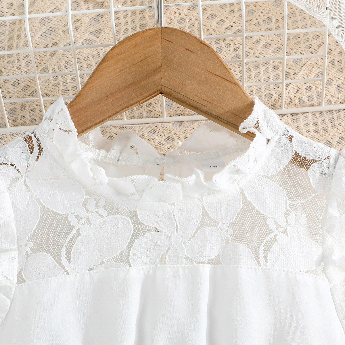 1pcDress For Kids 4-7 Years old Birthday Lace Ruffled Sleeve Button Back Princess Dresses Ootd For Baby Girl