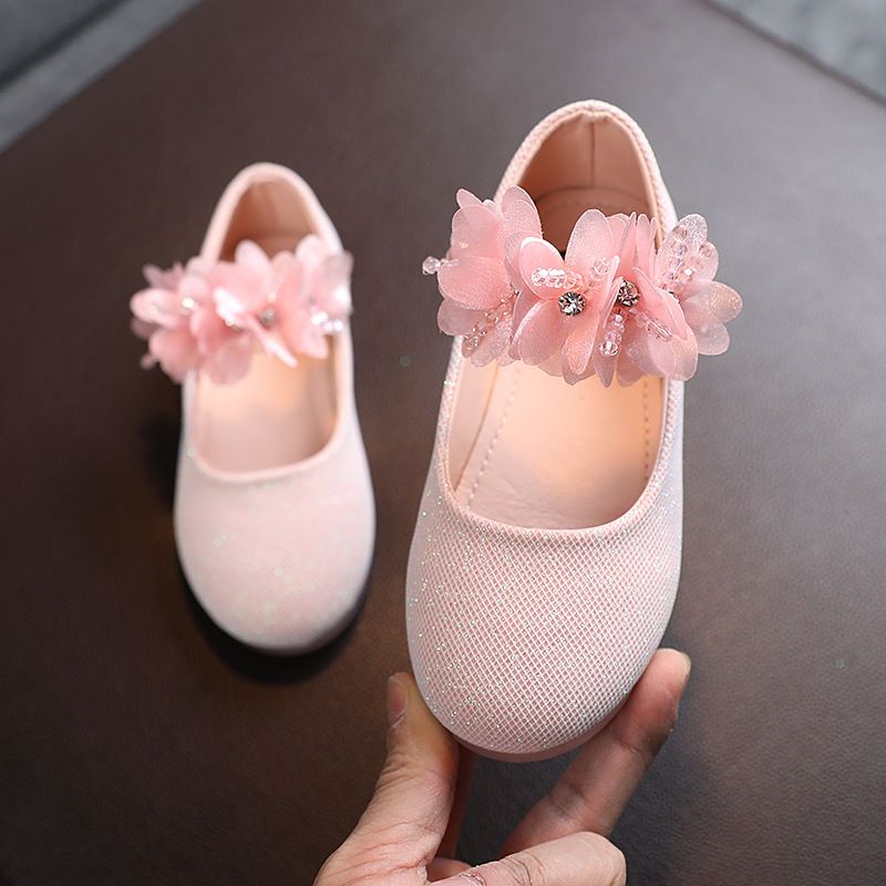 1 pair of Korean fashion children's small flower single shoes princess shoes children's crystal soft soled dance shoes