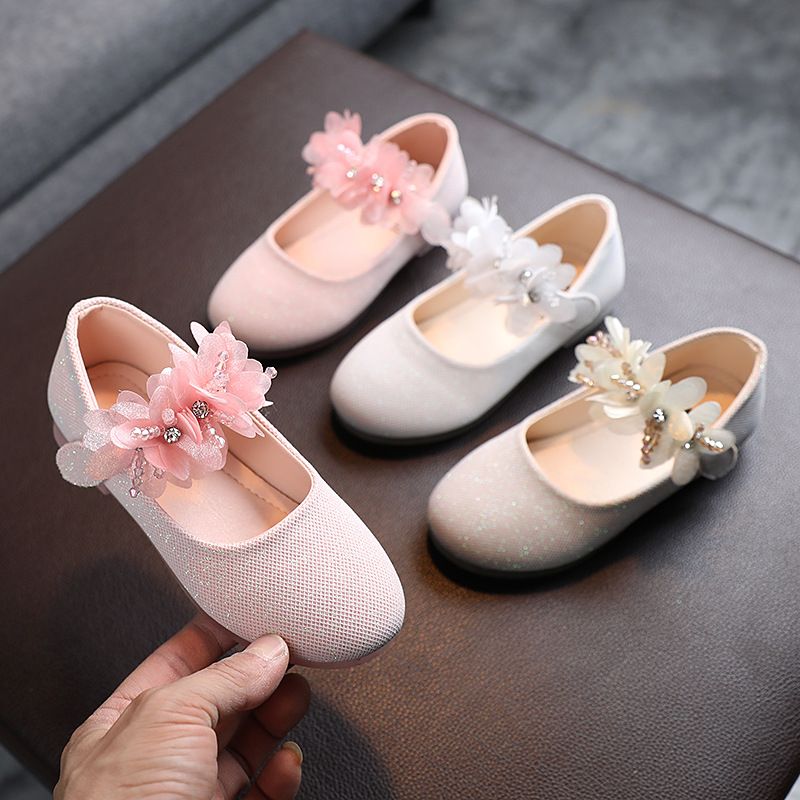 1 pair of Korean fashion children's small flower single shoes princess shoes children's crystal soft soled dance shoes