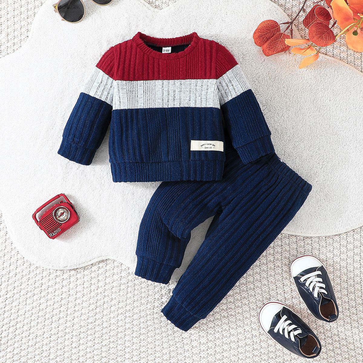 1 set of boys' long sleeved warm winter clothes and pants set, newborn clothing set