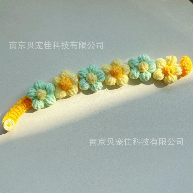 1PC Pet Collar Cat Knitting Collar Small Dog Cat Short Blue and White Cat Flower Bib Pet Bib Photo Accessories Pet Supplies