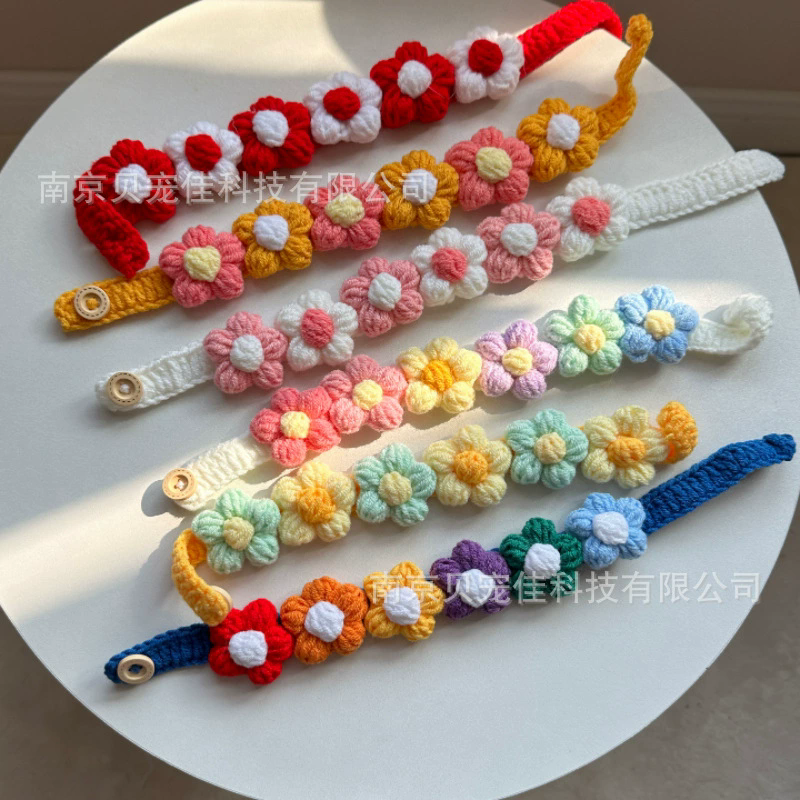 1PC Pet Collar Cat Knitting Collar Small Dog Cat Short Blue and White Cat Flower Bib Pet Bib Photo Accessories Pet Supplies