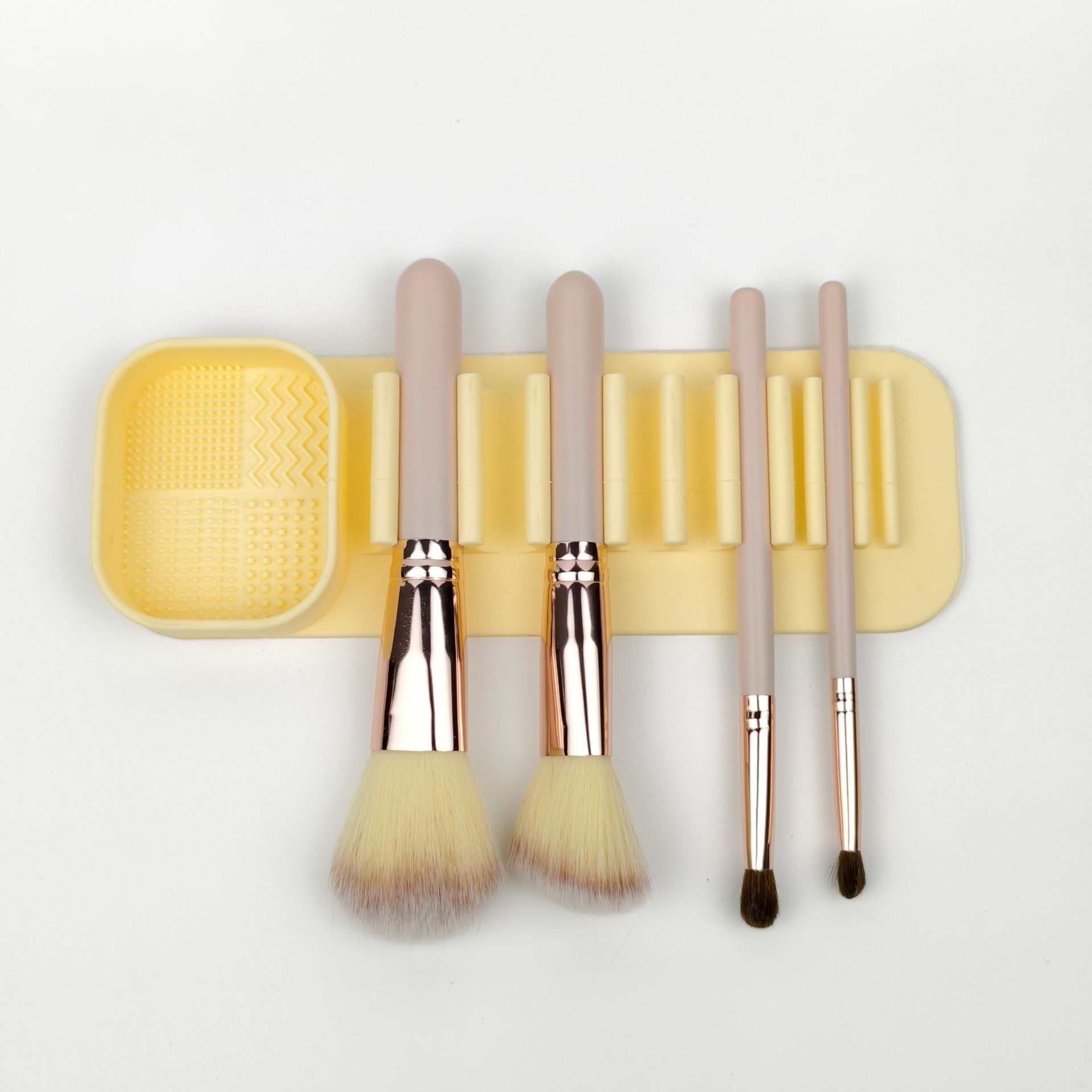 1Pc Silicone Makeup Brush Cleaner Tool Wall Mounted Suction Cup Makeup Brush Drying Rack Cleaning Drying Makeup Brush