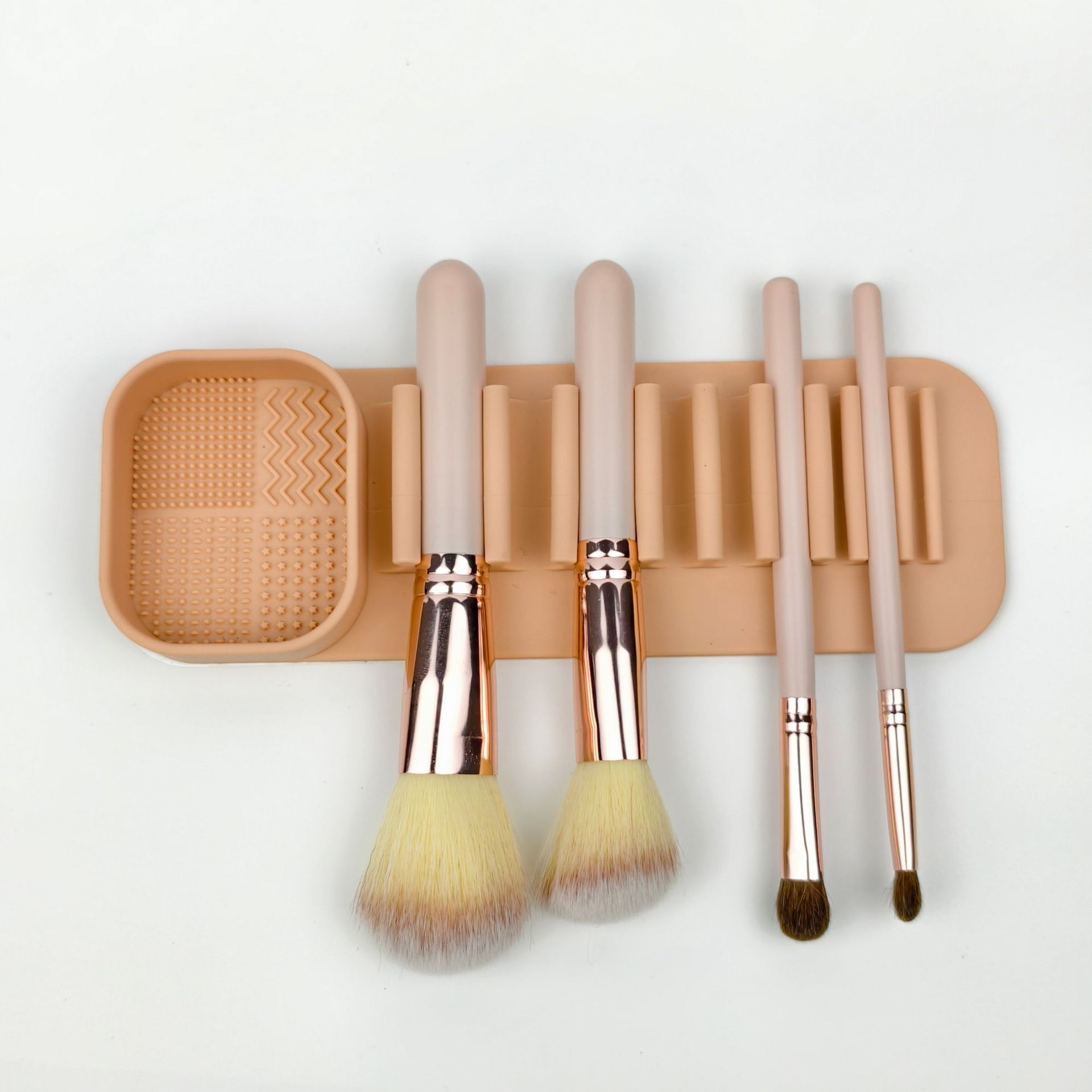 1Pc Silicone Makeup Brush Cleaner Tool Wall Mounted Suction Cup Makeup Brush Drying Rack Cleaning Drying Makeup Brush