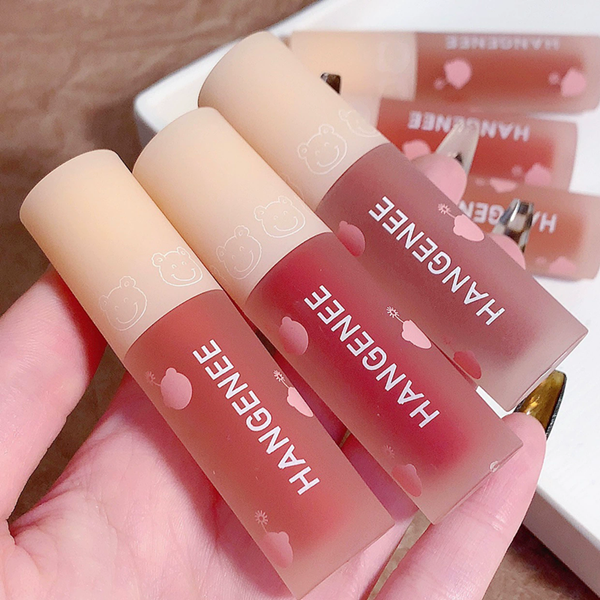 1PC 6 Colors Fireworks Bear Lip Glaze Mirror Water Light Lip GlazeWaterproof Moisturize Lipstick Girls Makeup