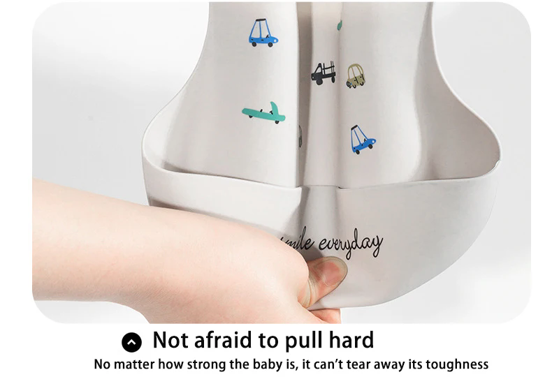 1PC  Silicone Babi Bib Waterproof Saliva Dripping Banana Bibs Cartoon Newborn Feeding Soft Edible Aprons Baby Adjustable