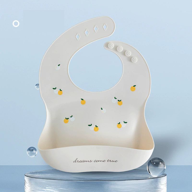 1PC  Silicone Babi Bib Waterproof Saliva Dripping Banana Bibs Cartoon Newborn Feeding Soft Edible Aprons Baby Adjustable