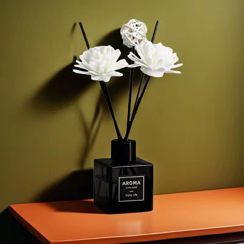 1PC  50ml Flameless Home Fragrance Room Perfume Liquid Air Freshener Birthday Gift Decorative Ornament Aromatherapy Diffuser