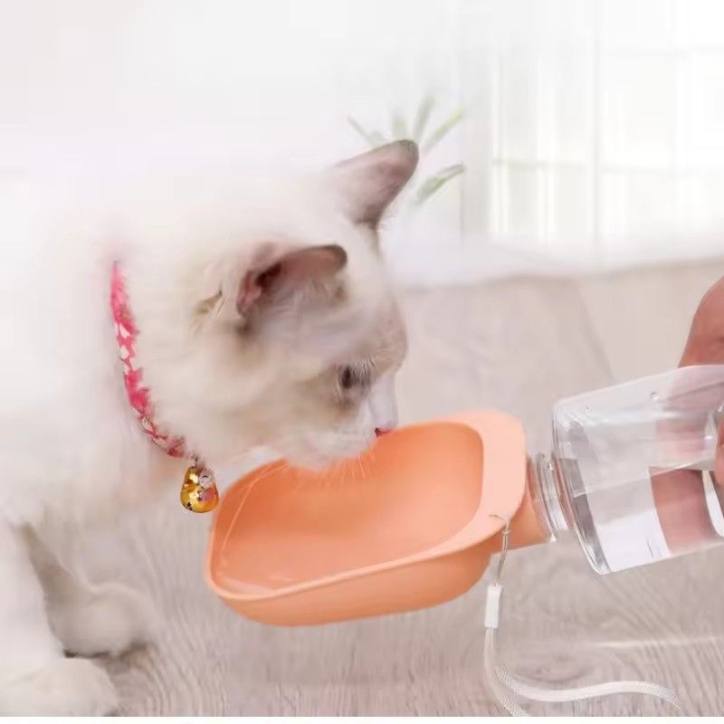 1PC  Dog Travel Water Bottle Portable Pet Dog Water Bottle Drinking Water Feeder for DogCat Outdoor Water Bowl Bottle Pet Supplies
