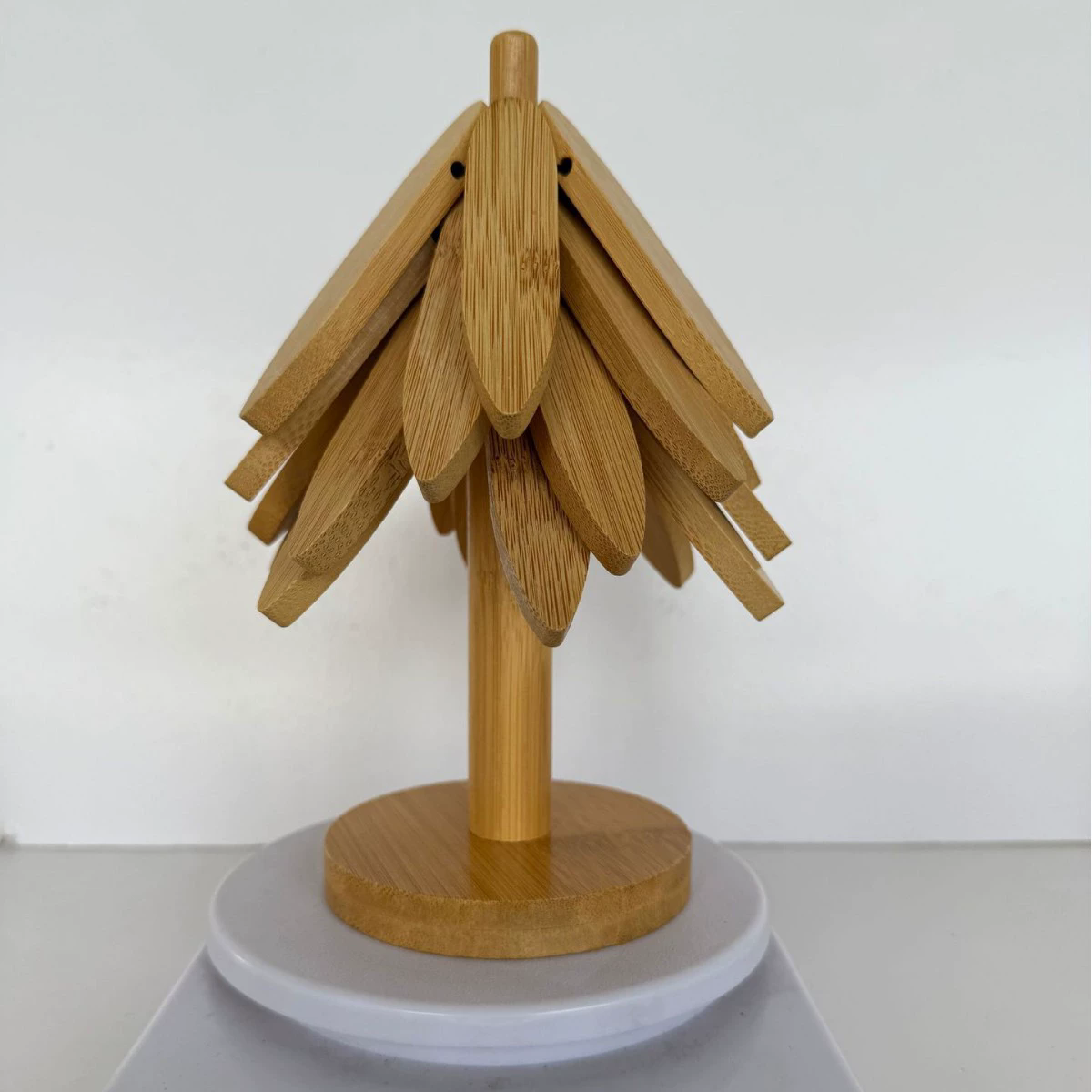 1Set  Tree Design Stand Wooden Trivets Decorative Anti Scald Heat Resistant Table Mat Coaster Wood Placemats Pot