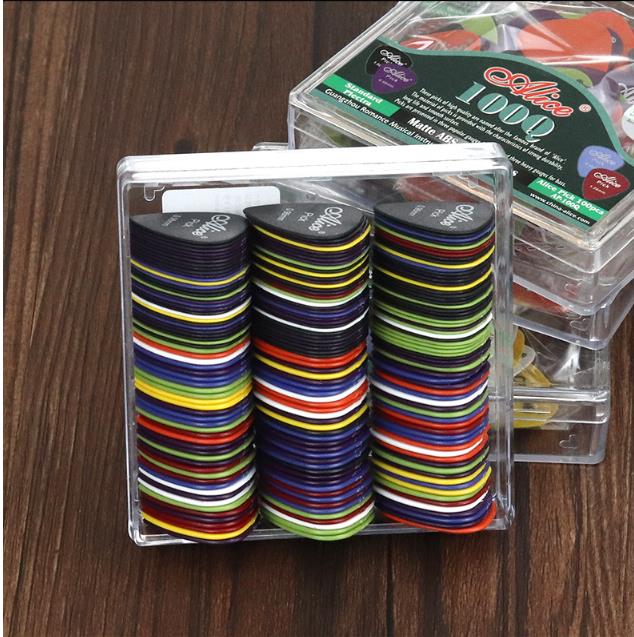50Pcs Guitar Pick Original Sound Electric Bass Moderator Guitars Accessories Music Instruments Free Shipping