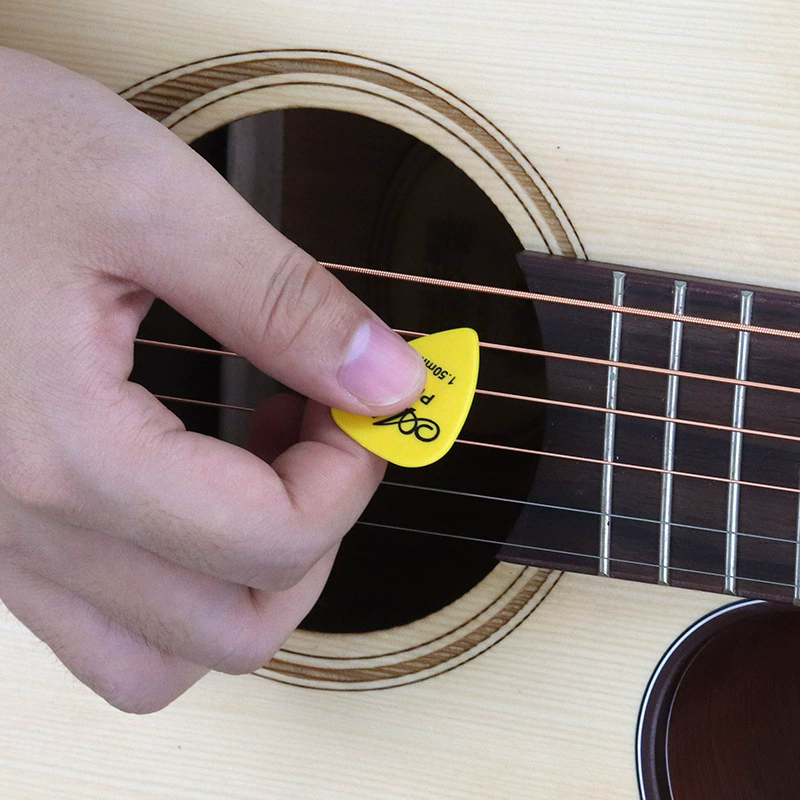 50Pcs Guitar Pick Original Sound Electric Bass Moderator Guitars Accessories Music Instruments Free Shipping