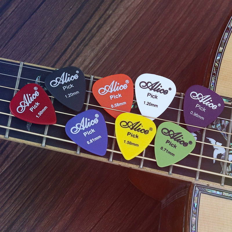 50Pcs Guitar Pick Original Sound Electric Bass Moderator Guitars Accessories Music Instruments Free Shipping
