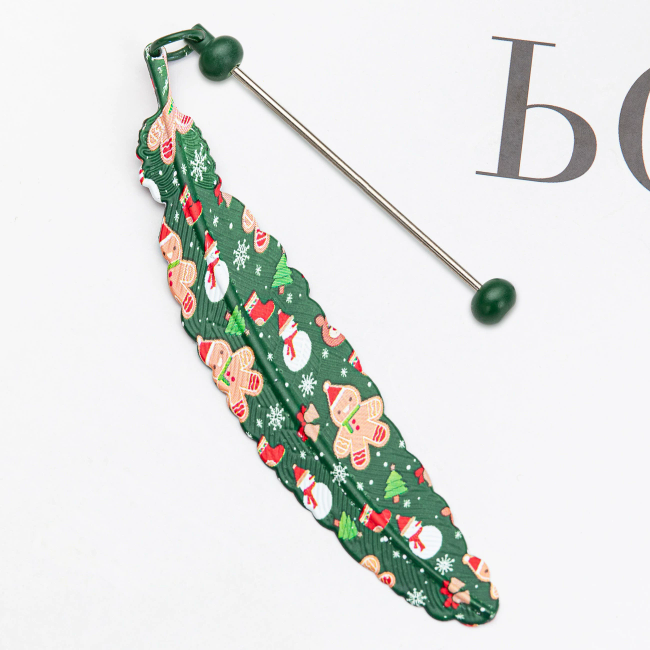 1PC  Christmas and Halloween Feather Bookmarks Handmade Beaded Metal Bookmarks Student Reading Tags Page Clip