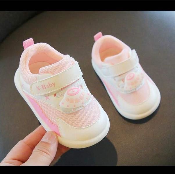 1 Pair of  Spring and Autumn baby walking shoes for 0-3 years oldsoft soled anti slip baby shoesprewalker