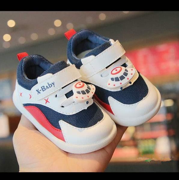1 Pair of  Spring and Autumn baby walking shoes for 0-3 years oldsoft soled anti slip baby shoesprewalker