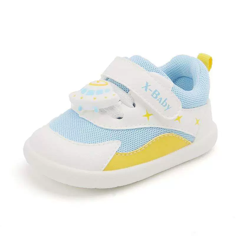 1 Pair of  Spring and Autumn baby walking shoes for 0-3 years oldsoft soled anti slip baby shoesprewalker