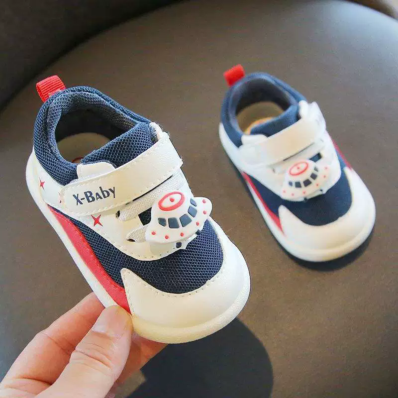 1 Pair of  Spring and Autumn baby walking shoes for 0-3 years oldsoft soled anti slip baby shoesprewalker