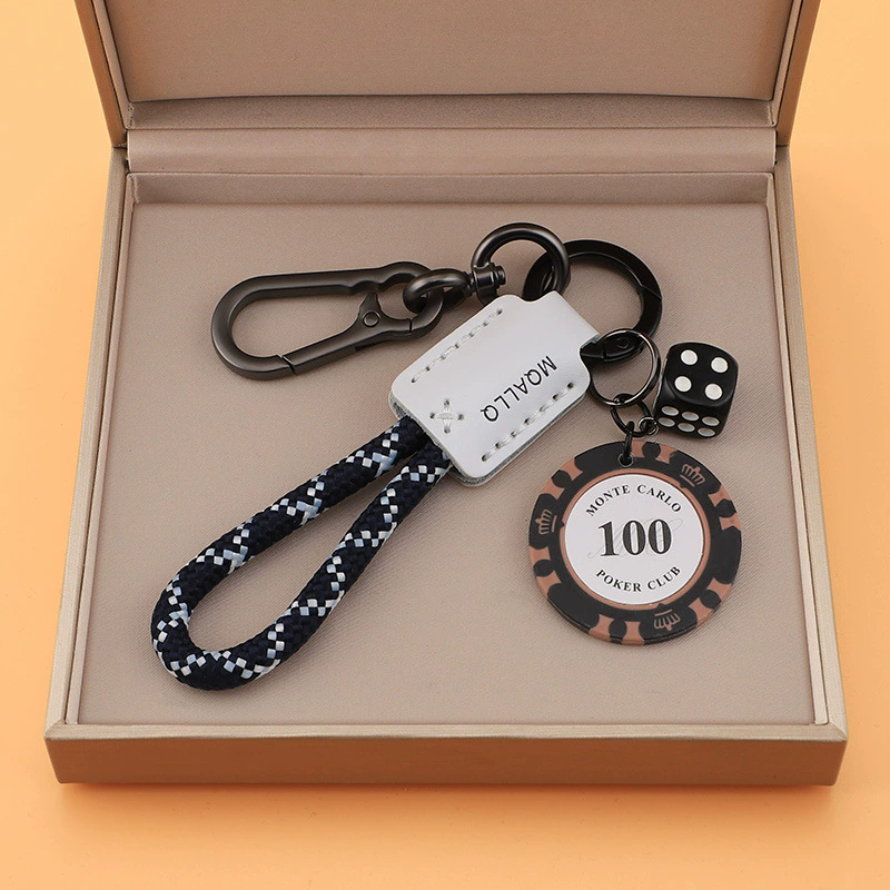 High-end Cowhide Lucky Chips, Car Keychains Pendants Couple Personalities Men's and Women's Bags Pendants Circles Chains Trends