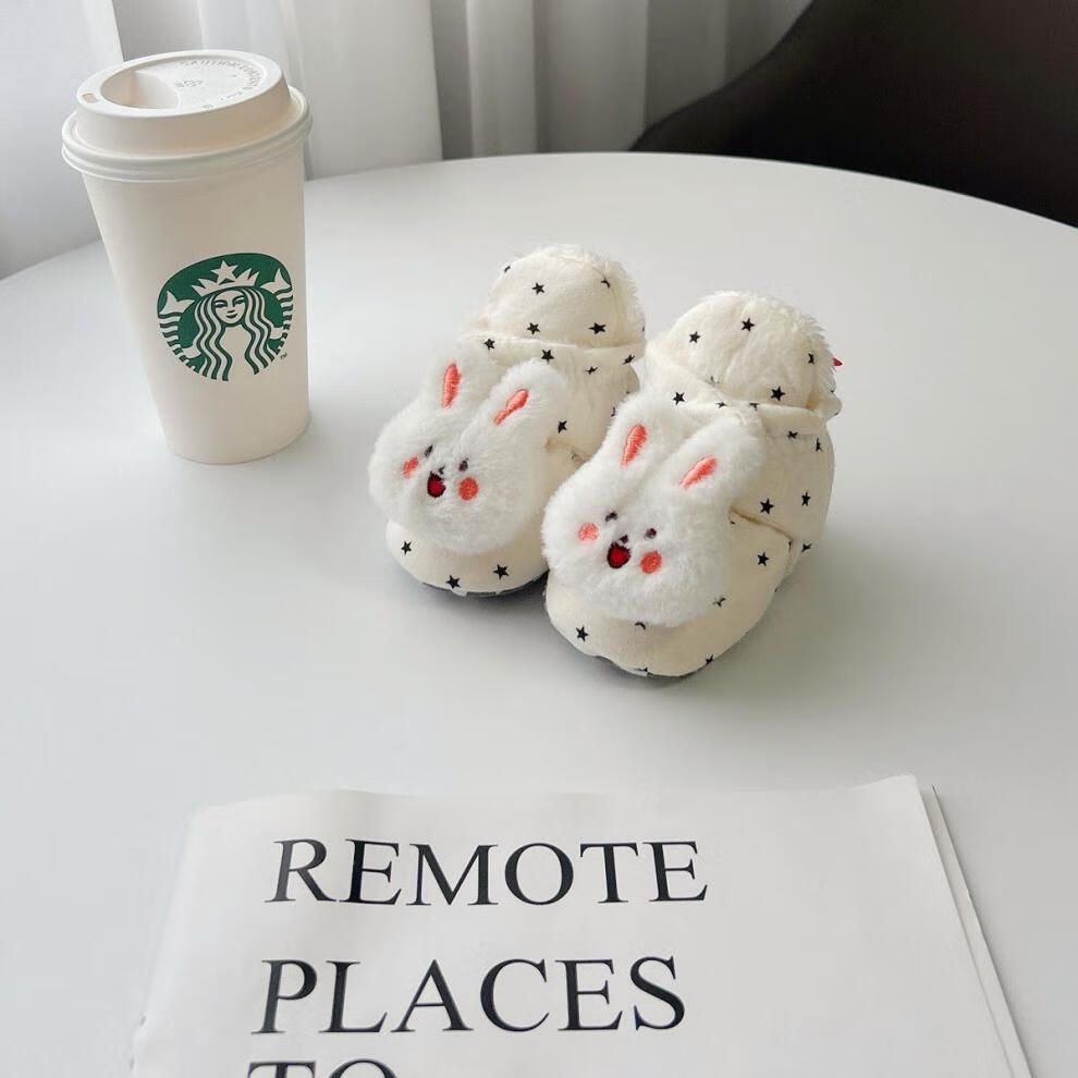 White baby shoes for autumn and winter, baby walking shoes with plush soft soles, winter shoes for infants and young children