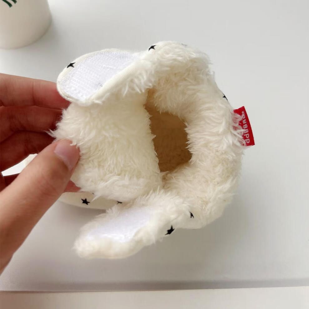 White baby shoes for autumn and winter, baby walking shoes with plush soft soles, winter shoes for infants and young children