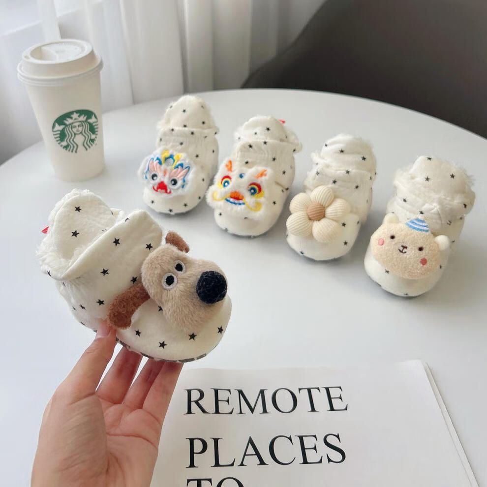 White baby shoes for autumn and winter, baby walking shoes with plush soft soles, winter shoes for infants and young children