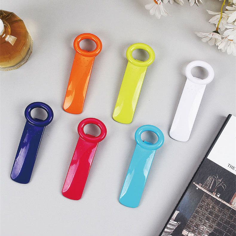 Plastic Multifunction Can Opener Universal Bottle Opener Non-slip Manual Cap Screw Beer Cap Open Twist Tool Kitchen Gadgets