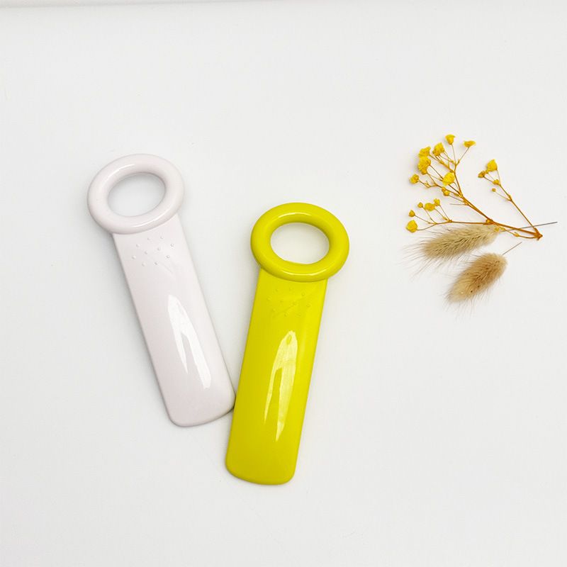 Plastic Multifunction Can Opener Universal Bottle Opener Non-slip Manual Cap Screw Beer Cap Open Twist Tool Kitchen Gadgets