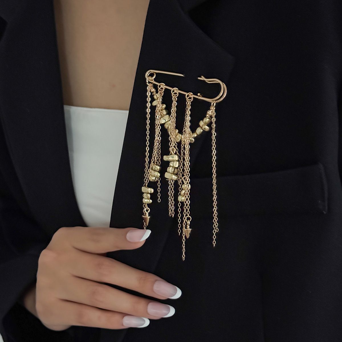 2026 Multi-Functional Chain Tassel Brooches for Women Handmade Beaded Chain Pin Fixator Trouser Leg Simple Clothes Accessory