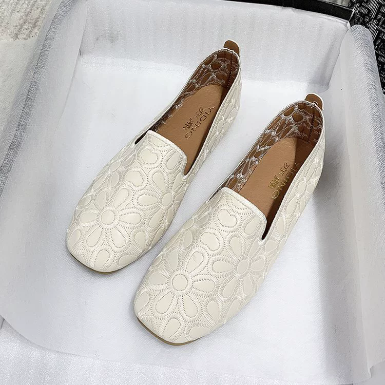 Size 35-42 Square Toe Summer Shoes for Women Embroidery Designer Shoes Soft Slipon Loafers Moccasin Leisure Women's Ballet Flats