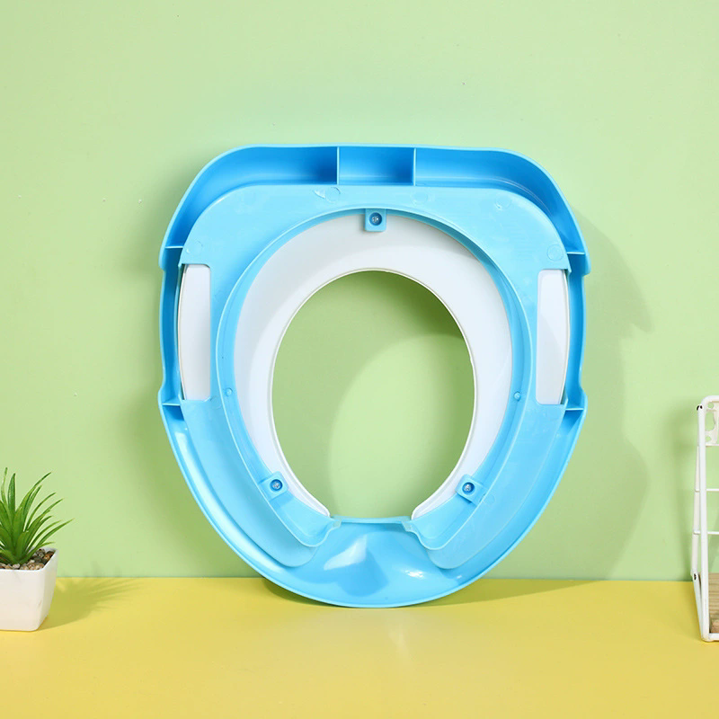 Baby Potty Training Seat for Boys and Girls With Handles, Fits Round & Oval Toilets, Non-Slip with Splash Guard