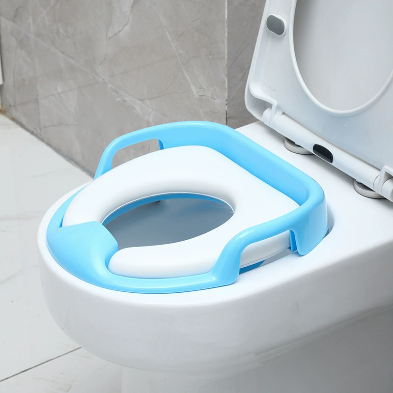 Baby Potty Training Seat for Boys and Girls With Handles, Fits Round & Oval Toilets, Non-Slip with Splash Guard
