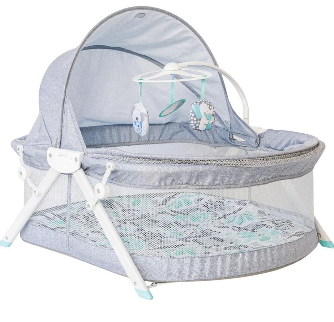 Sweet Dreams Fold & Go Bassinet