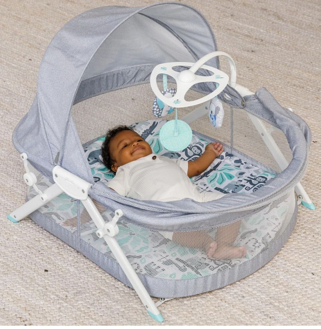 Sweet Dreams Fold & Go Bassinet