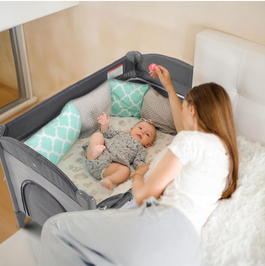 Mamakids 5-in-1 Baby Bedside Crib with 3 Adjustable Height, Next to Me Crib, Foldable & Portable Baby Travel Cot with Mattress, Storage Bag, Changing Table, Baby Bassinet for Newborn