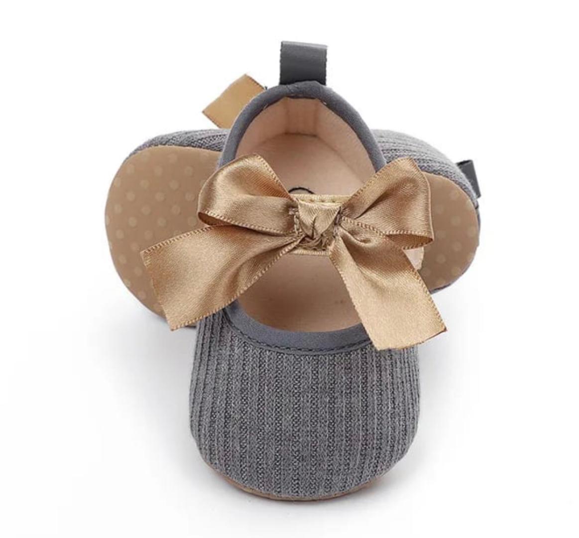 Baby Girls Shoes ​Flats Newborn Infant Girls Prewalker Bowknot ​Toddler Princess Party Dress Crib Shoes Soft Sole Baby Girls First Walking Shoes with Hook Loop