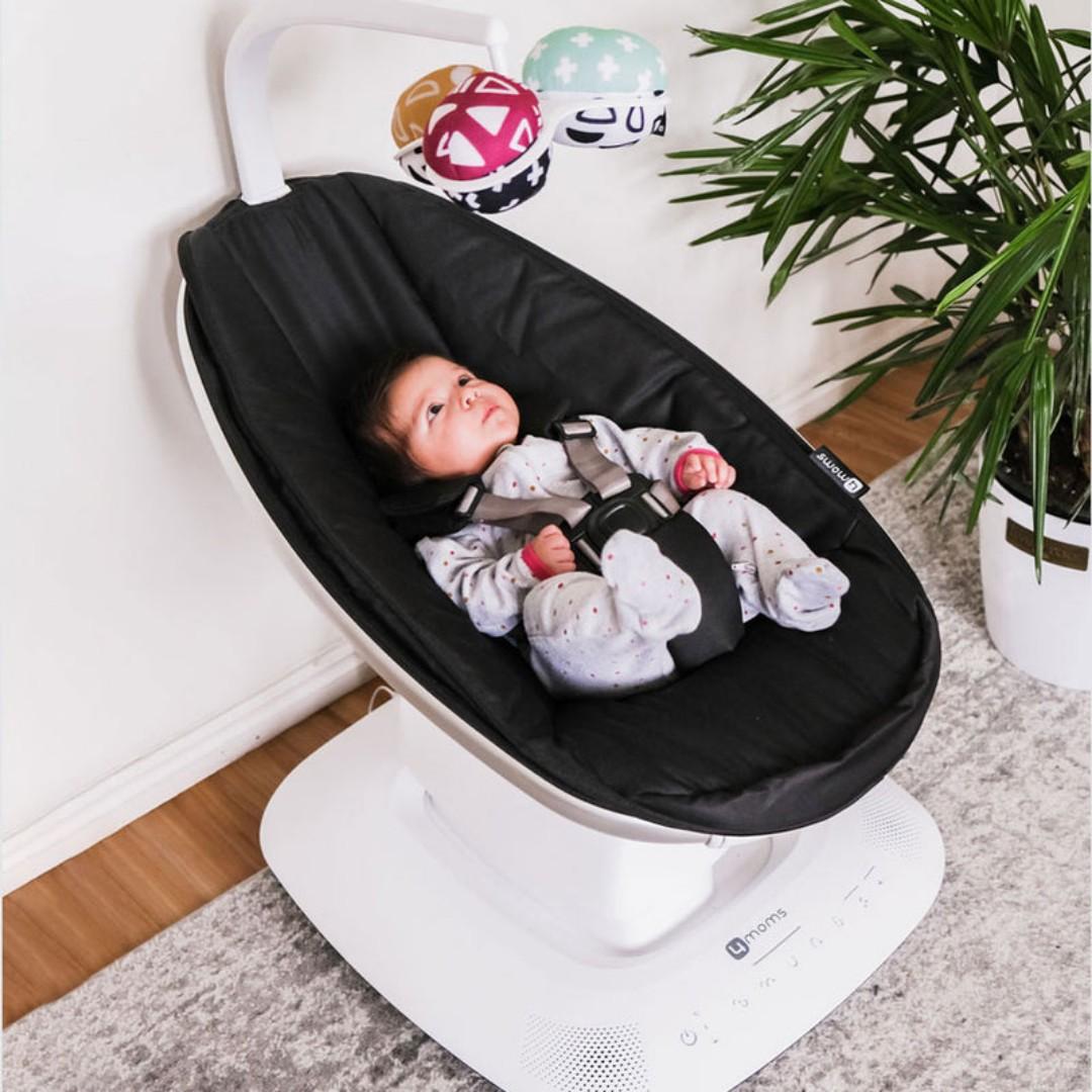 4moms MamaRoo Multi-Motion Baby Swing, Bluetooth Enabled with 5 Unique Motions