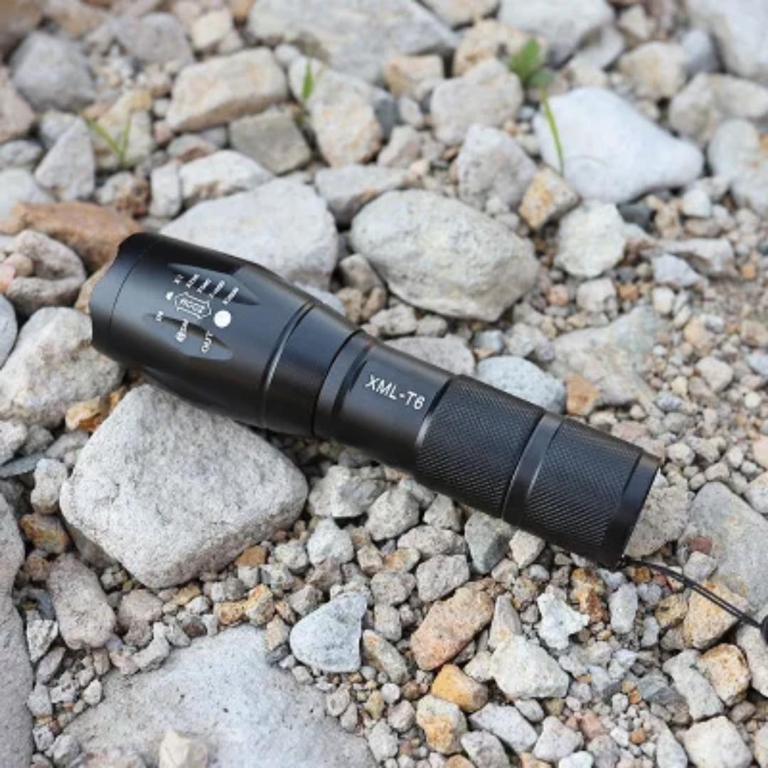 Military zoom torch metallic high grade powerful flashlight 4 modes power waterproof rechargeable torch