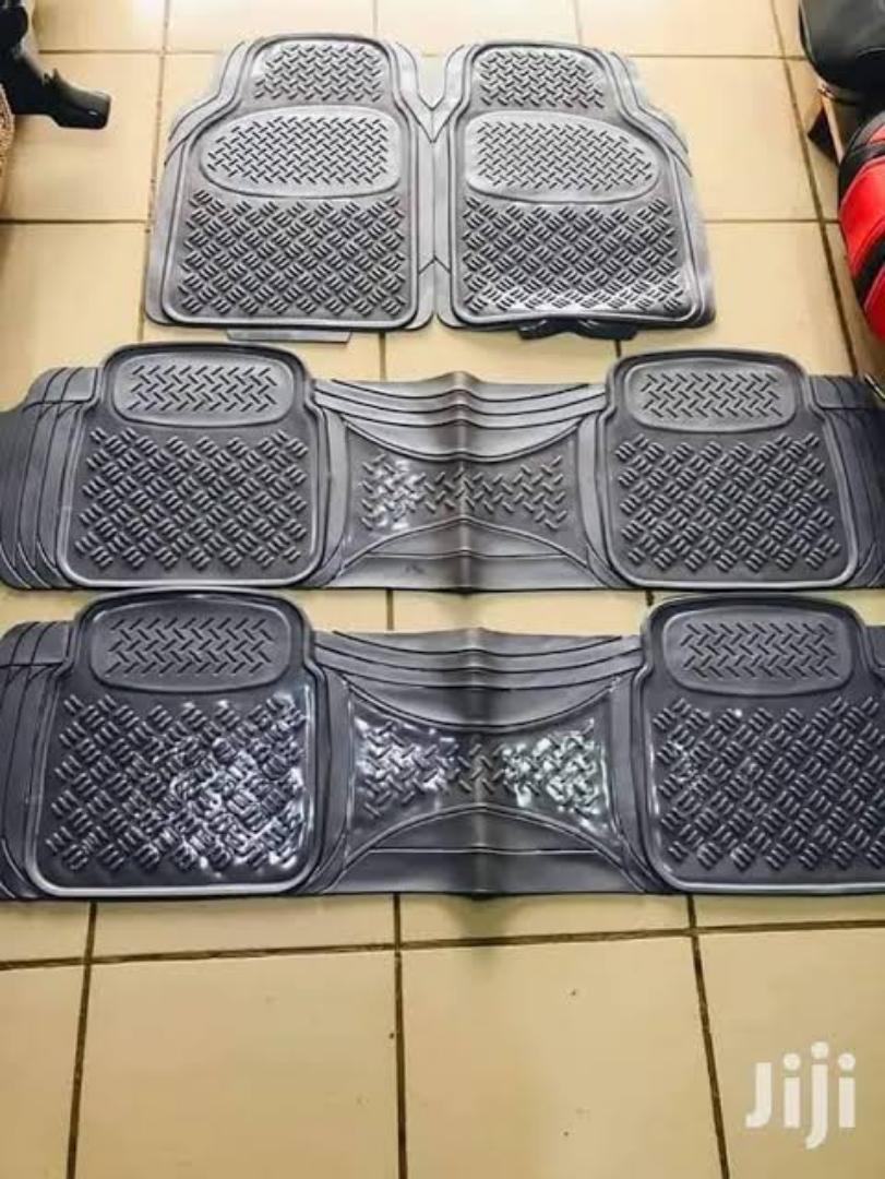 7-seater Conjoined Universal All-Weather Heavy Duty Rubber Car Floor Mats