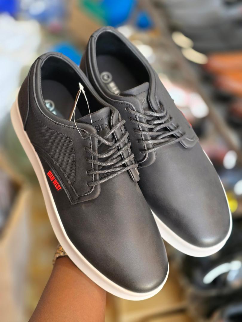 Dripsteps Trending Casual Leather Shoes for Men – Stylish Comfortable, Durable High-Quality Fashion Footwear for Office, Outdoors & Daily Wear | Best Price on Kilimall Kenya 2025 💯