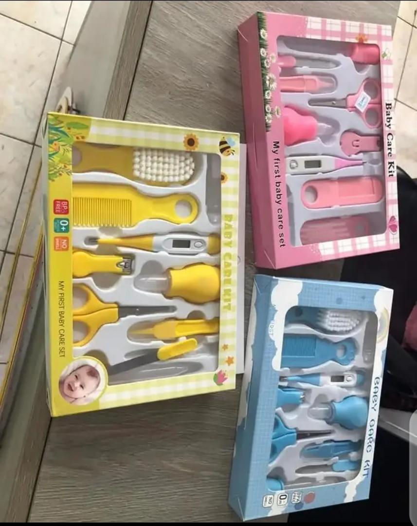 10 Pieces/Set Baby care kit, newborn beauty and nail kit, baby careKIT nail clippers, hair brush tools -