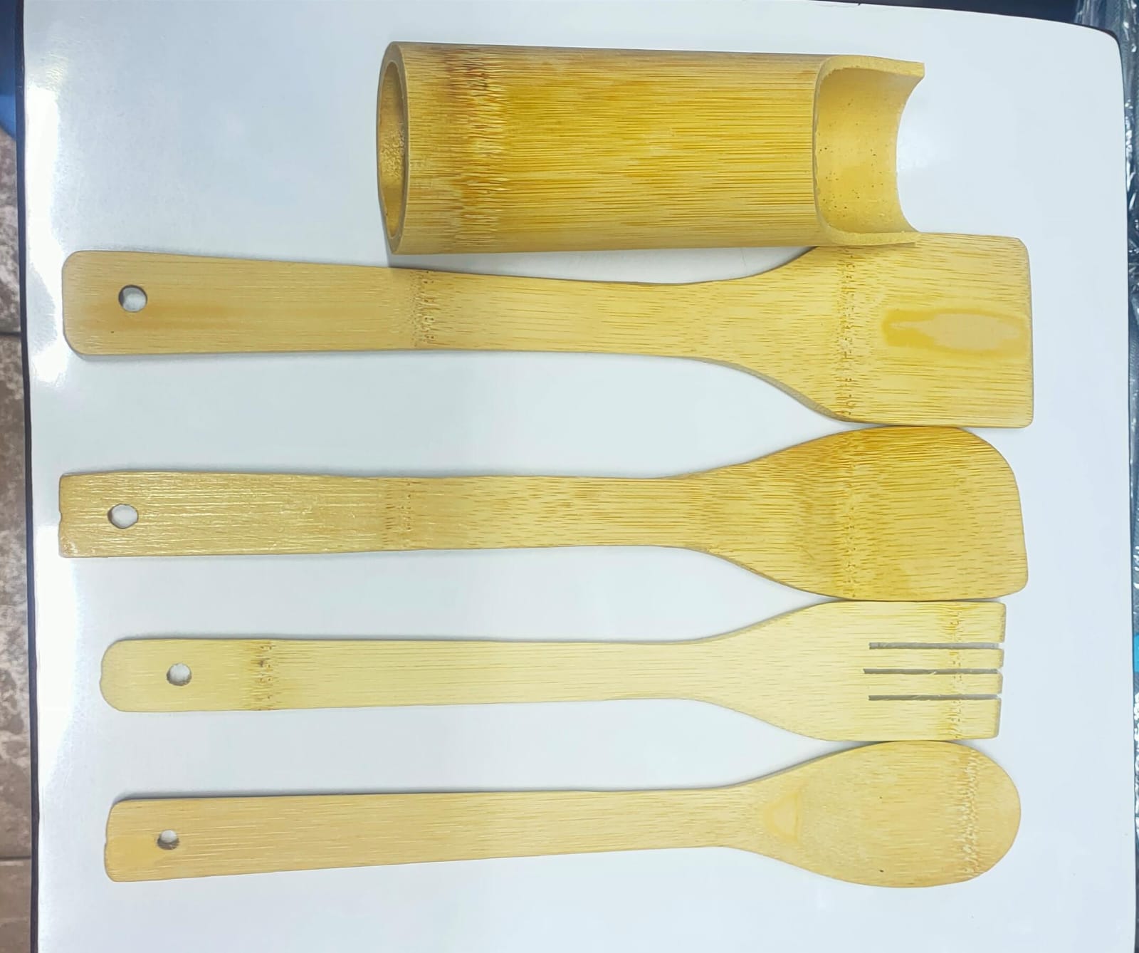 5 Pcs Bamboo Cooking/Serving Spoon Mwiko Set With Holder.These are Quality 5pcs wooden cooking utensils for cooking, frying, steaming, brewing, etc. enables you to meet your various cooking needs