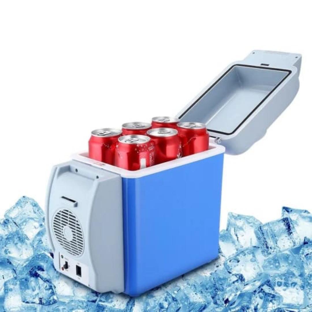 7.5L Portable Car Fridge and Warmer.

 Capable of both refrigerating drinks/food and warming food.