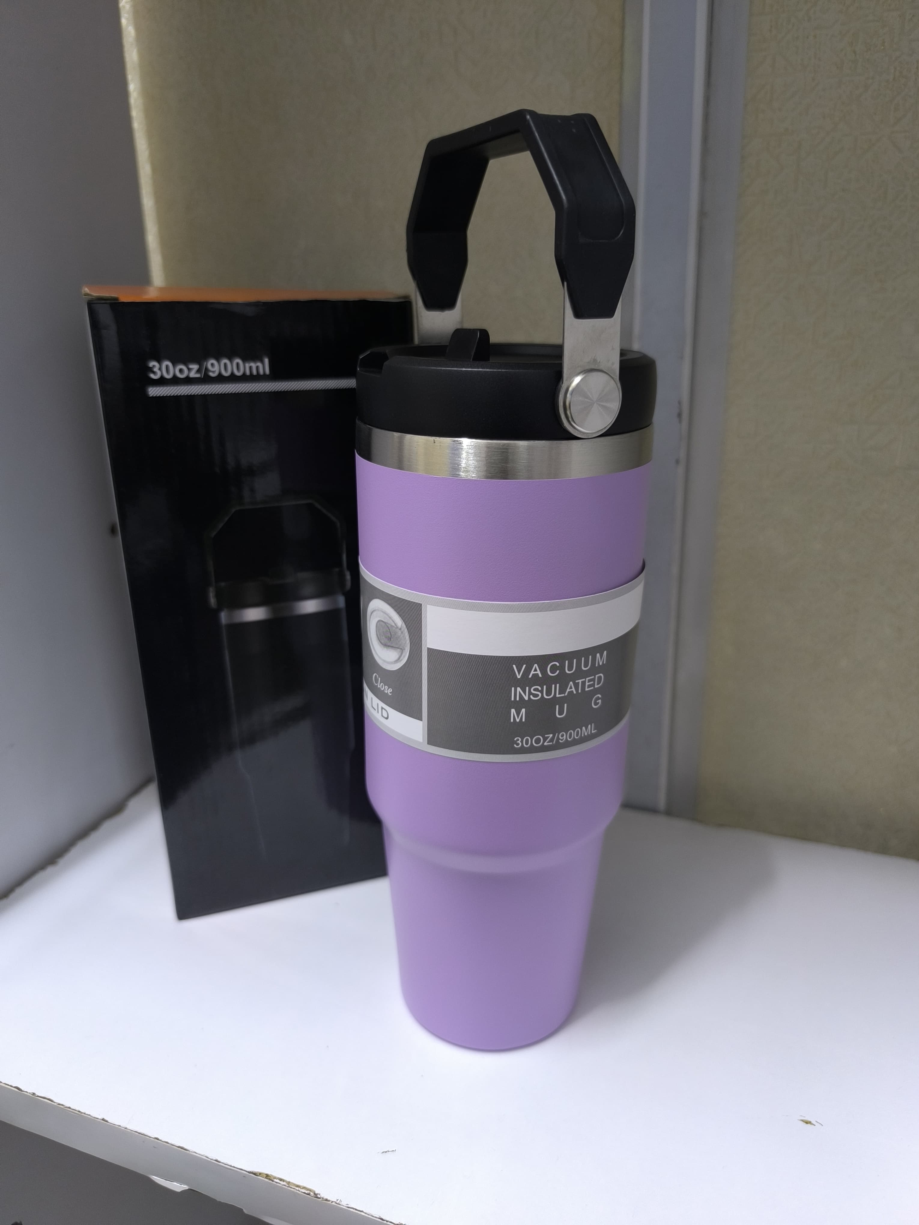 ‼️‼️ New in‼️
♦️ Unbreakable Stanley cup

*Keeps both hot and cold*

*Pink, purple, white, sky blue*

Price per pc: ‼️ *
Available at the shop ✅