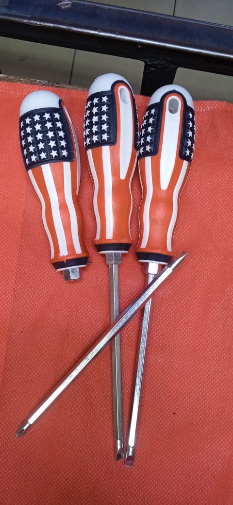 Restocked Offer📍 Screw Driver Fastener Bit. Chrome plated surface, anti-rust, anti-corrosion. Basic DIY projects around the house. Perfect for Handyman’s, repairmen, construction workers, mechanics,